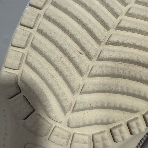 Crocs - Picture 9 of 9